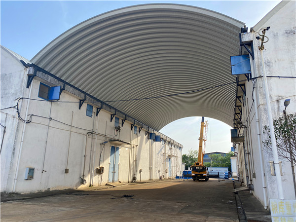 糧食儲備庫倉間罩棚拱形屋頂工程案例解析糧食儲備庫拱形屋頂施工細節